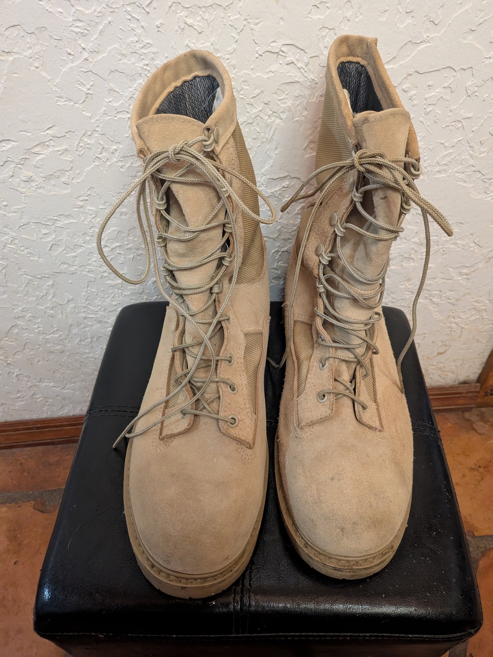 Converse Men's Lace-Up Desert Boots - Tan